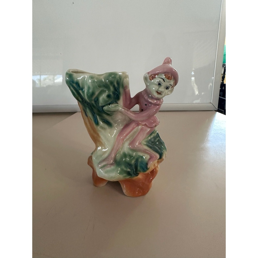 1950 Kitschy Pink Green Elf Pixie Gnome Fairy On Tree Stump Floral Bud Vase